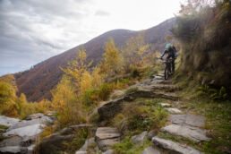 Mountainbiken im Tessin - Felsplatten-Trail